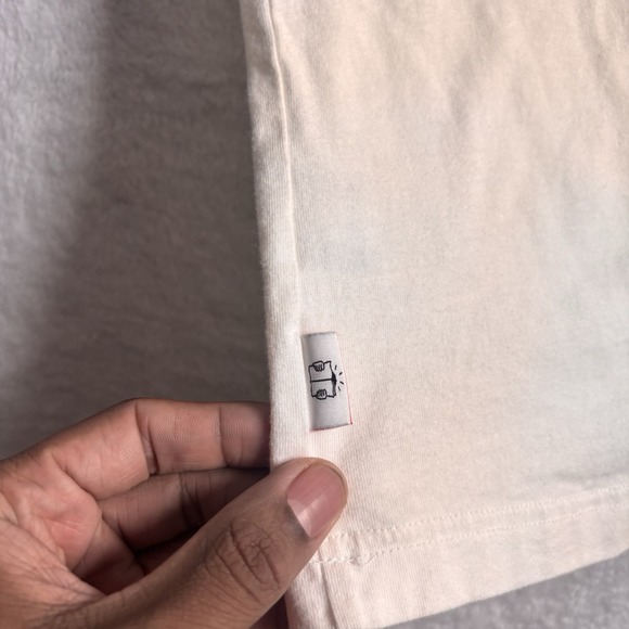 Uniqlo Marvel Comics Jason Polan Beige Short Sleeve Shirt Men's Medium - Picture 6 of 8